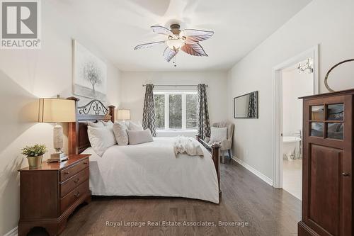 290 Eaton Street, Halton Hills, ON - Indoor Photo Showing Bedroom