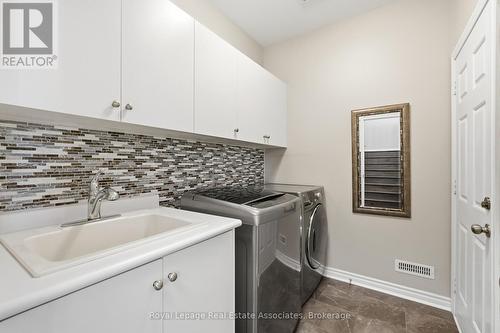 290 Eaton Street, Halton Hills, ON - Indoor Photo Showing Laundry Room