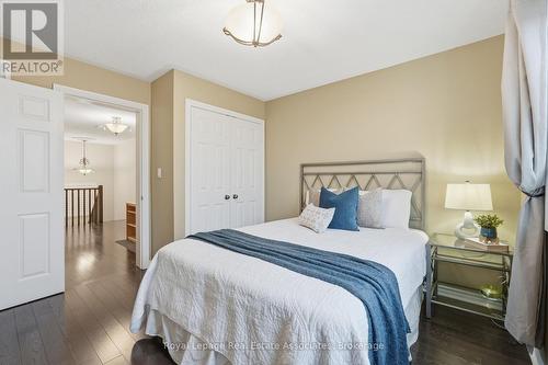 290 Eaton Street, Halton Hills, ON - Indoor Photo Showing Bedroom