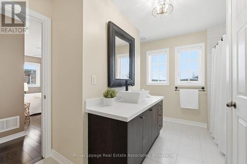 290 Eaton Street, Halton Hills, ON - Indoor