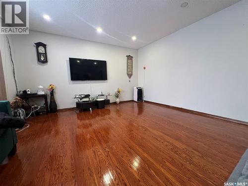 87 Merlin Crescent, Regina, SK - Indoor