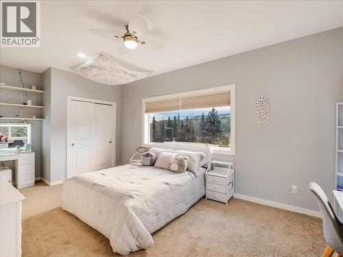 8480 Highway 22A, Trail, BC - Indoor Photo Showing Bedroom