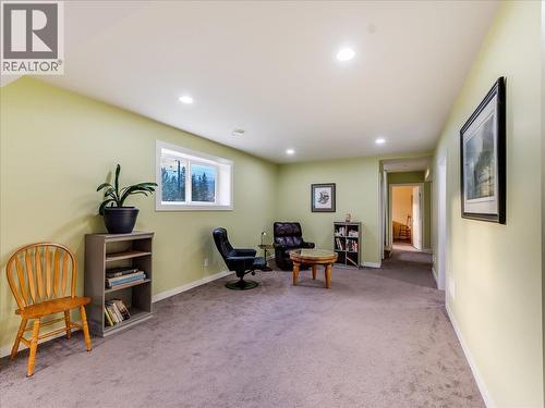 8480 Highway 22A, Trail, BC - Indoor