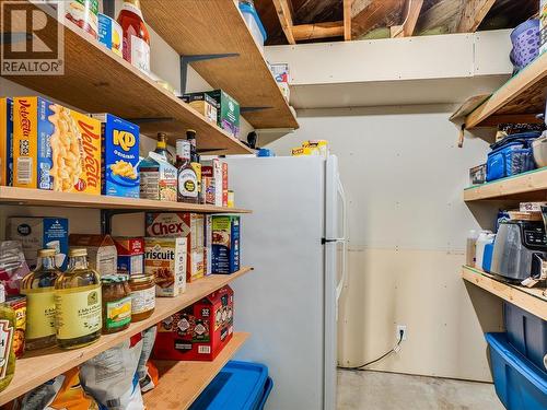 8480 Highway 22A, Trail, BC - Indoor Photo Showing Other Room