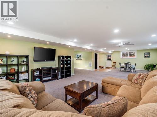 8480 Highway 22A, Trail, BC - Indoor