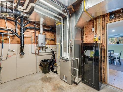 8480 Highway 22A, Trail, BC - Indoor Photo Showing Basement