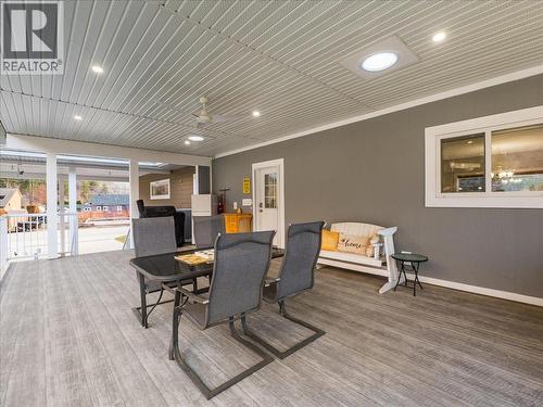 8480 Highway 22A, Trail, BC - Indoor