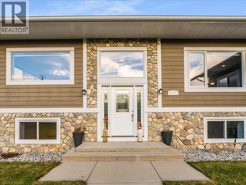 8480 Highway 22A, Trail, BC - Outdoor