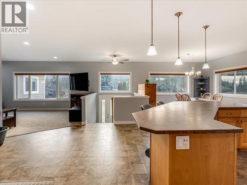 8480 Highway 22A, Trail, BC - Indoor