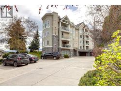 3220 Centennial Drive Unit# 111  Vernon, BC V1B 2T7