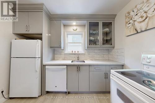 290 Laird Drive, Toronto, ON - Indoor Photo Showing Kitchen