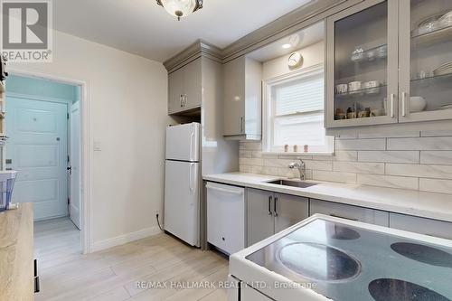 290 Laird Drive, Toronto, ON - Indoor Photo Showing Kitchen