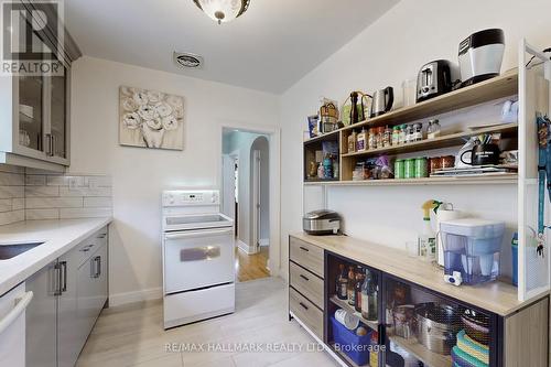 290 Laird Drive, Toronto, ON - Indoor Photo Showing Kitchen