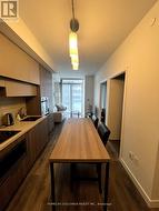 504 - 8 EGLINTON AVENUE E  Toronto, ON M4P 0C1