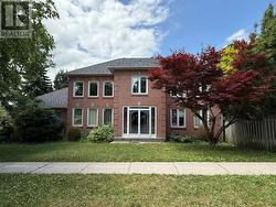 106 MORRISON CRESCENT  Markham, ON L3R 9K8