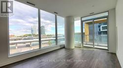 301 - 5 BUTTERMILL AVENUE  Vaughan, ON L4K 0J5