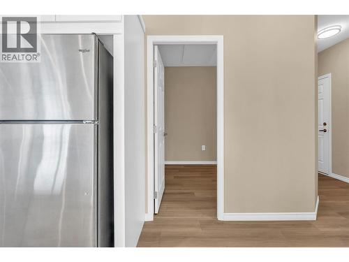 3362 Skaha Lake Road Unit# 203, Penticton, BC - Indoor Photo Showing Other Room