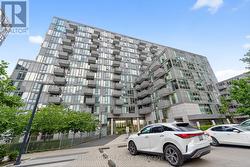 312 - 38 MONTE KWINTER COURT  Toronto, ON M3H 0E2