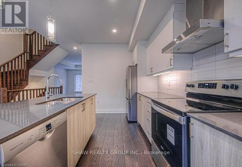 34 - 258 Hespeler Road, Cambridge, ON - Indoor Photo Showing Kitchen With Stainless Steel Kitchen With Double Sink