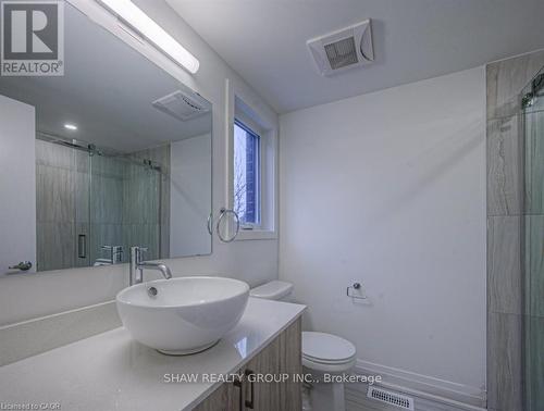 34 - 258 Hespeler Road, Cambridge, ON - Indoor Photo Showing Bathroom