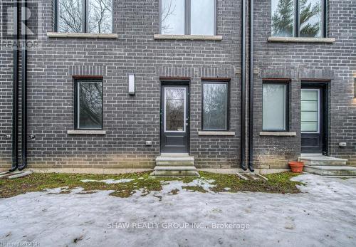 34 - 258 Hespeler Road, Cambridge, ON - Outdoor