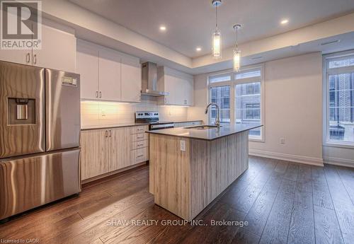 34 - 258 Hespeler Road, Cambridge, ON - Indoor Photo Showing Kitchen With Stainless Steel Kitchen With Upgraded Kitchen