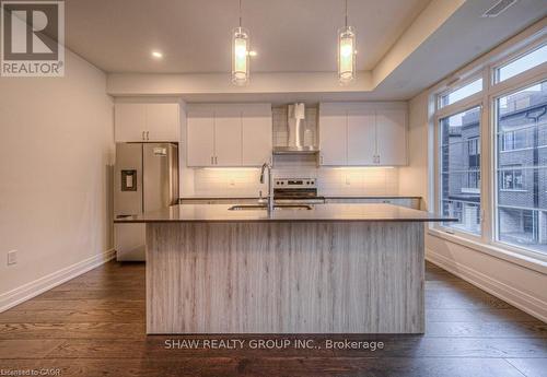 34 - 258 Hespeler Road, Cambridge, ON - Indoor Photo Showing Kitchen
