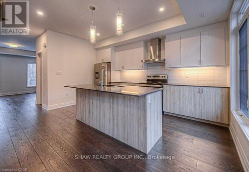 34 - 258 Hespeler Road, Cambridge, ON - Indoor Photo Showing Kitchen With Stainless Steel Kitchen With Upgraded Kitchen