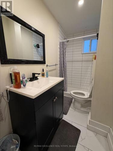 395 Aberdeen Avenue, Hamilton, ON - Indoor Photo Showing Bathroom