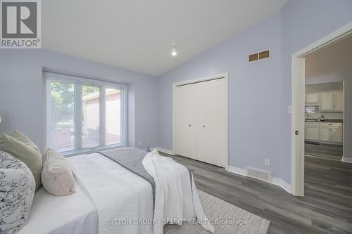9 - 445 Riverside Drive, London North (North N), ON - Indoor Photo Showing Bedroom
