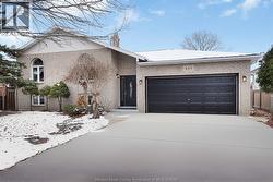 445 Olcott AVENUE  Lasalle, ON N9J 3L1