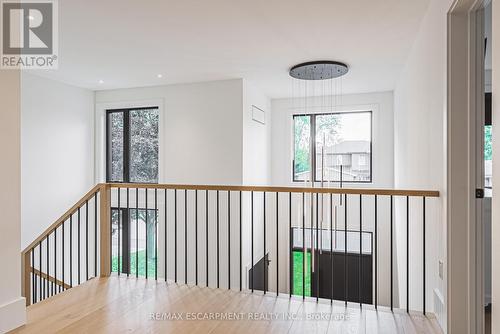 135 Eleanor Avenue, Hamilton, ON - Indoor Photo Showing Other Room