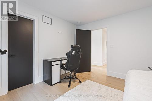 135 Eleanor Avenue, Hamilton, ON - Indoor