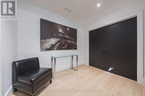 135 Eleanor Avenue, Hamilton, ON - Indoor Photo Showing Other Room