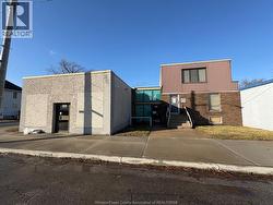 1406 ERIE STREET East  Windsor, ON N9A 3Z9