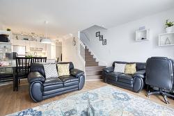 2-8510 Rue Ouimet  Brossard, QC J4Y 3B9