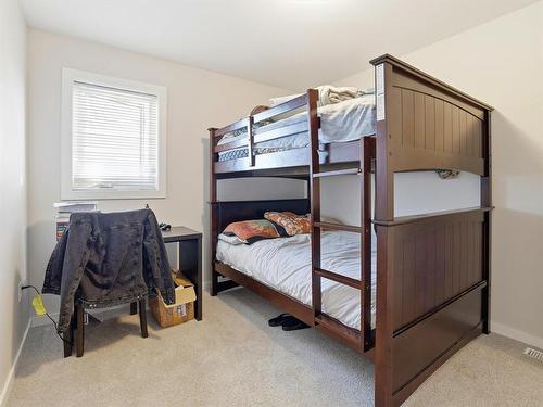 330 Tyson Trail, Winnipeg, MB - Indoor Photo Showing Bedroom