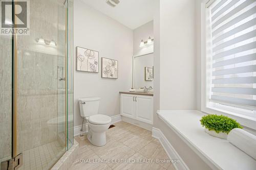 Washroom - 100 Virtue Crescent, Vaughan, ON - Indoor Photo Showing Bathroom