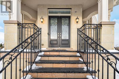 100 Virtue Crescent, Vaughan, ON - Indoor Photo Showing Other Room