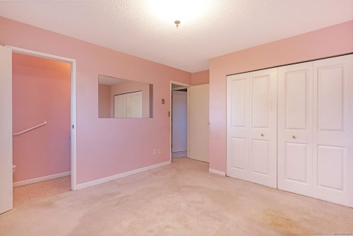 436 Pinecrest Rd, Campbell River, BC 