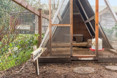 6126 Renton Rd, Port Alberni, BC 