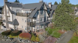 231-4490 Chatterton Way  Saanich, BC V8X 5H7