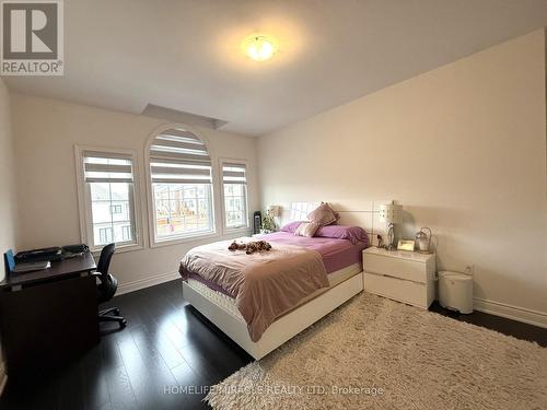 Upper - 50 Meadow Vista Crescent, East Gwillimbury, ON 