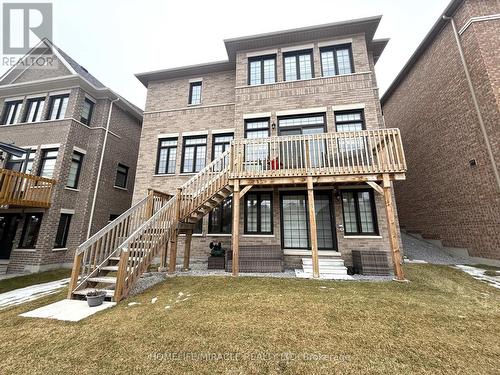 Upper - 50 Meadow Vista Crescent, East Gwillimbury, ON 