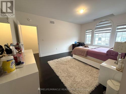Upper - 50 Meadow Vista Crescent, East Gwillimbury, ON 