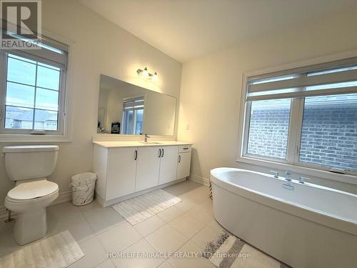 Upper - 50 Meadow Vista Crescent, East Gwillimbury, ON 