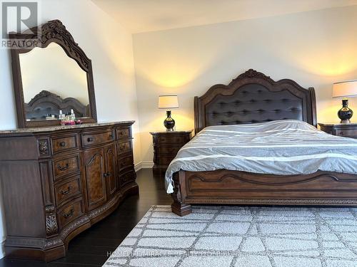Upper - 50 Meadow Vista Crescent, East Gwillimbury, ON 