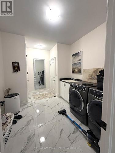 Upper - 50 Meadow Vista Crescent, East Gwillimbury, ON 