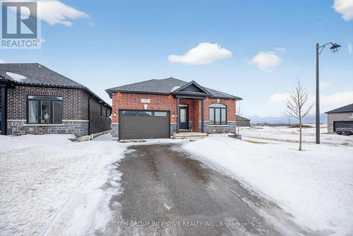123 Ritchie Crescent, Springwater, ON - Outdoor