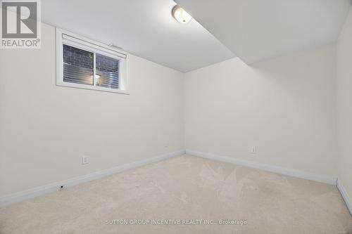 123 Ritchie Crescent, Springwater, ON - Indoor Photo Showing Other Room